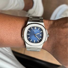 Patek Philippe Prateado Fundo azul-celeste